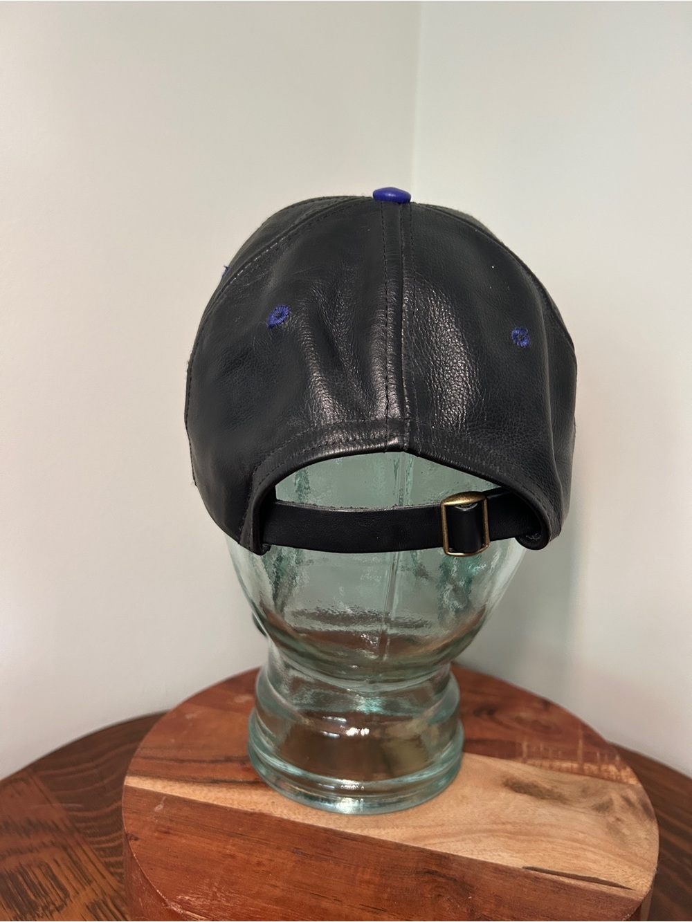 Vintage Minnesota Vikings Logo Athletic Leather Hat - Picture 3 of 6
